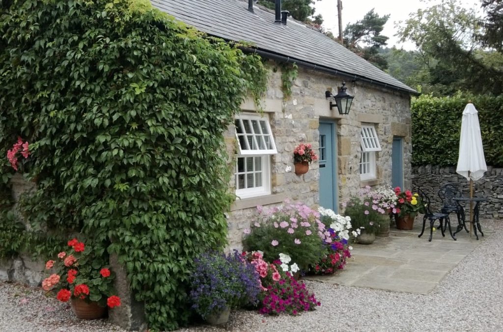 Barn Cottage,  four star luxury holiday cottage accommodation at Bakewell in the heart of the Derbyshire Peak District - Self Catering Holiday Accommodation - Derbyshire Peak District Accommodation