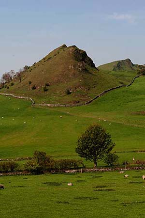 Photograph   from     the upper dove valley  in   Derbyshire  Crome and Parkhurst hills