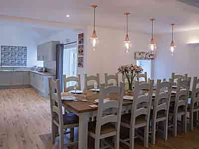 Dining area at Farditch Farm in the Derbyshire Peak District - Derbyshire and Peak District Accommodation